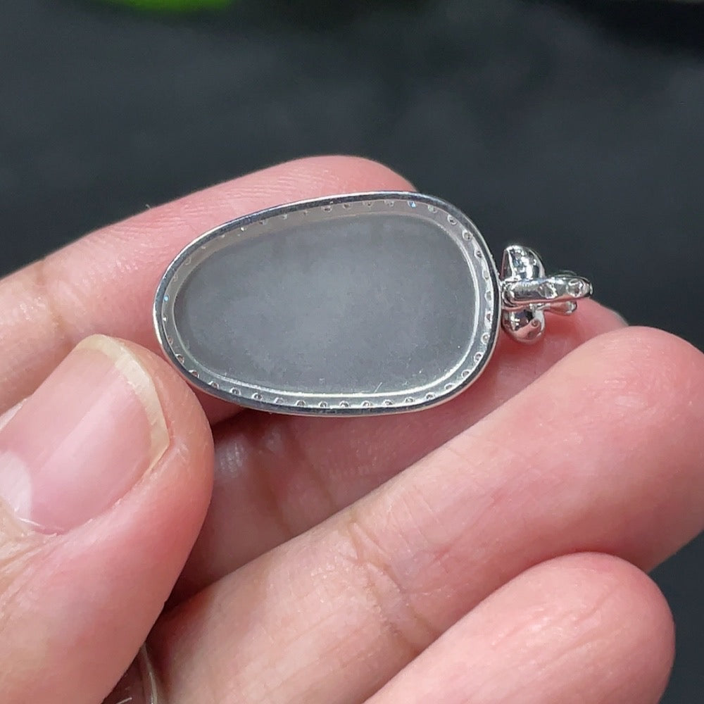 Jadeite Leaf Inlaid Pendant 18k Gold Inlaid Approx. 2.72g