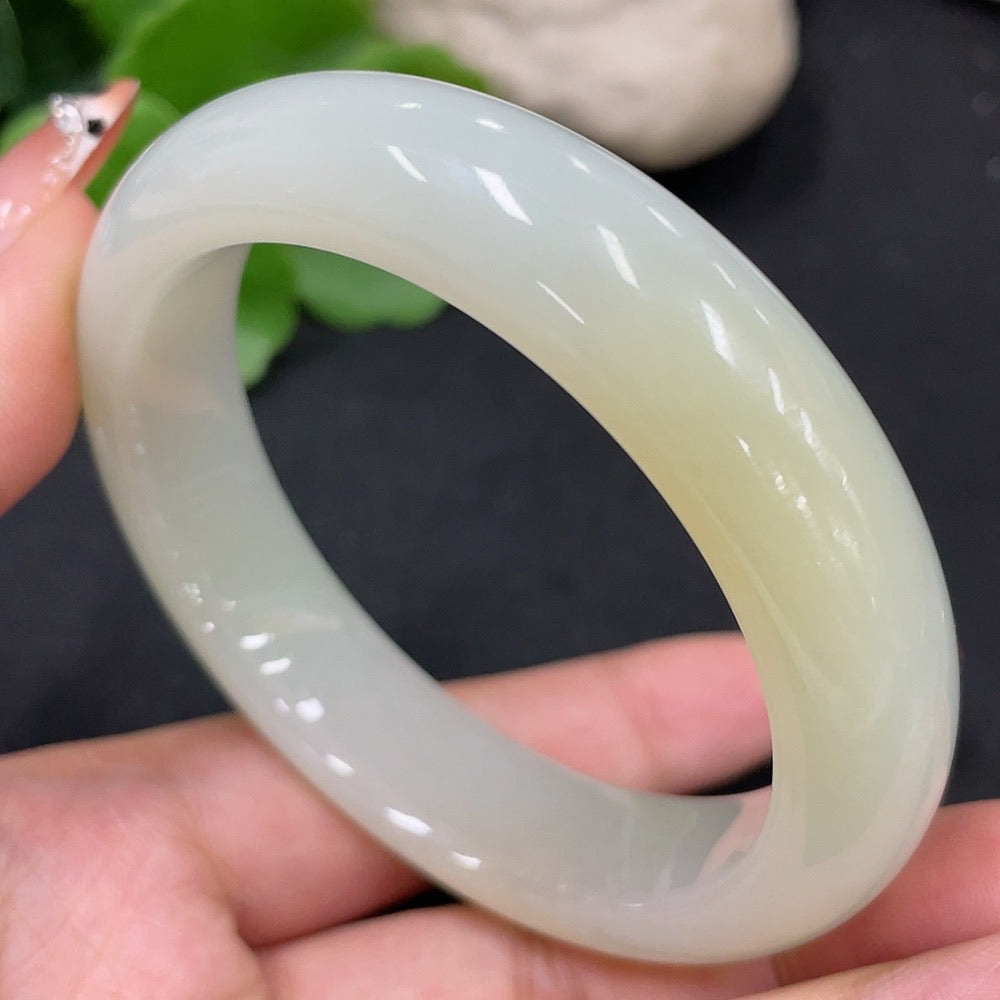 Hetian Jade Round Bangle Size 55.1 Total Weight Approx. 58.4g
