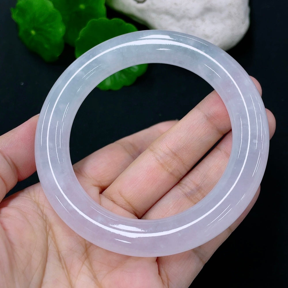 Jadeite Round Bangle