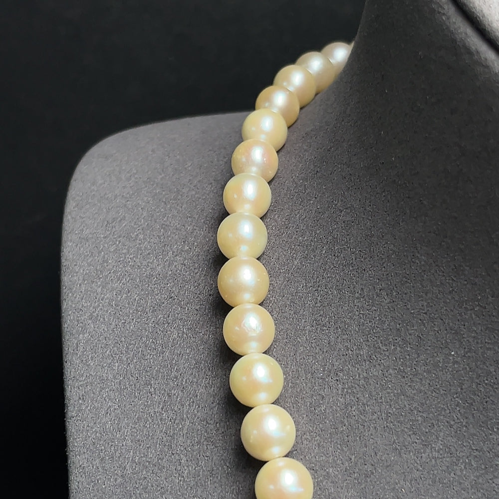 Saltwater Pearl Necklace Color Origin Undetermined Non-Gold