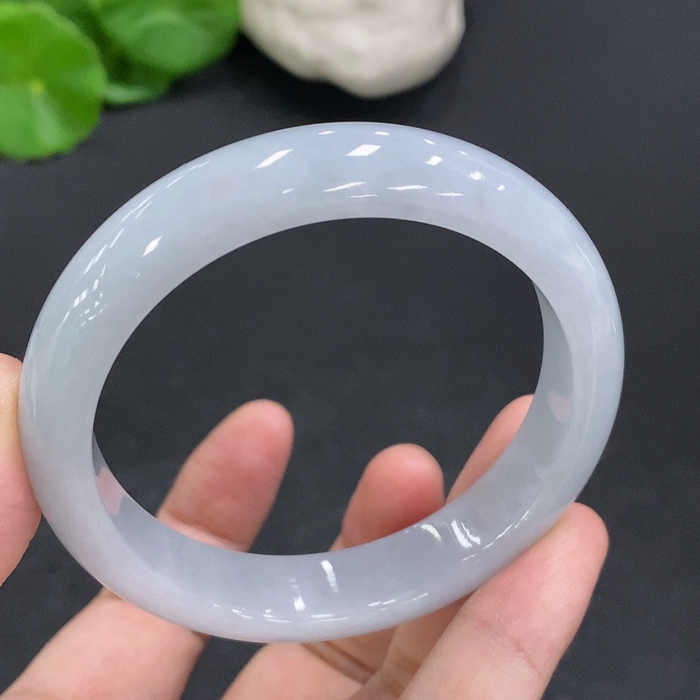 Jadeite Round Bracelet Size 53.2 Total Weight 45.025g