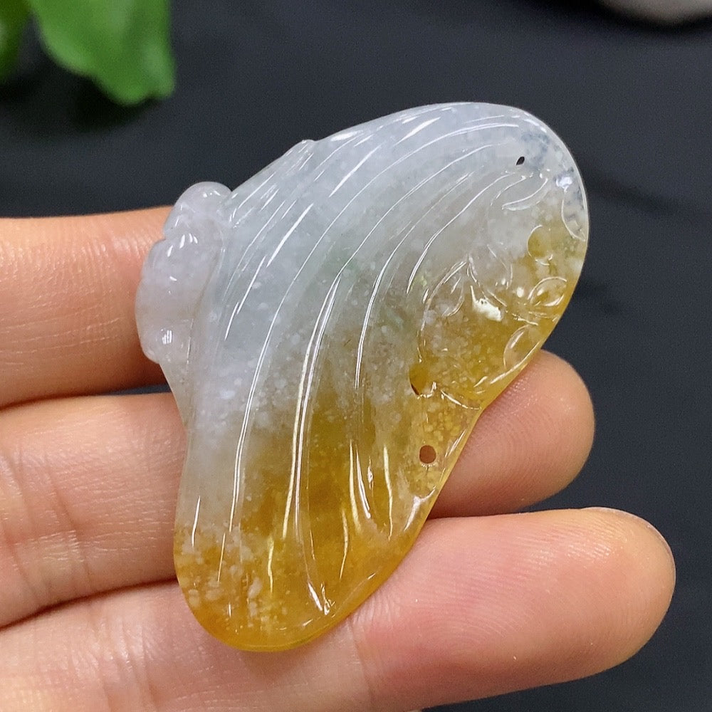 Jadeite Pendant, Color Origin Undetermined, Total Weight 23.094g
