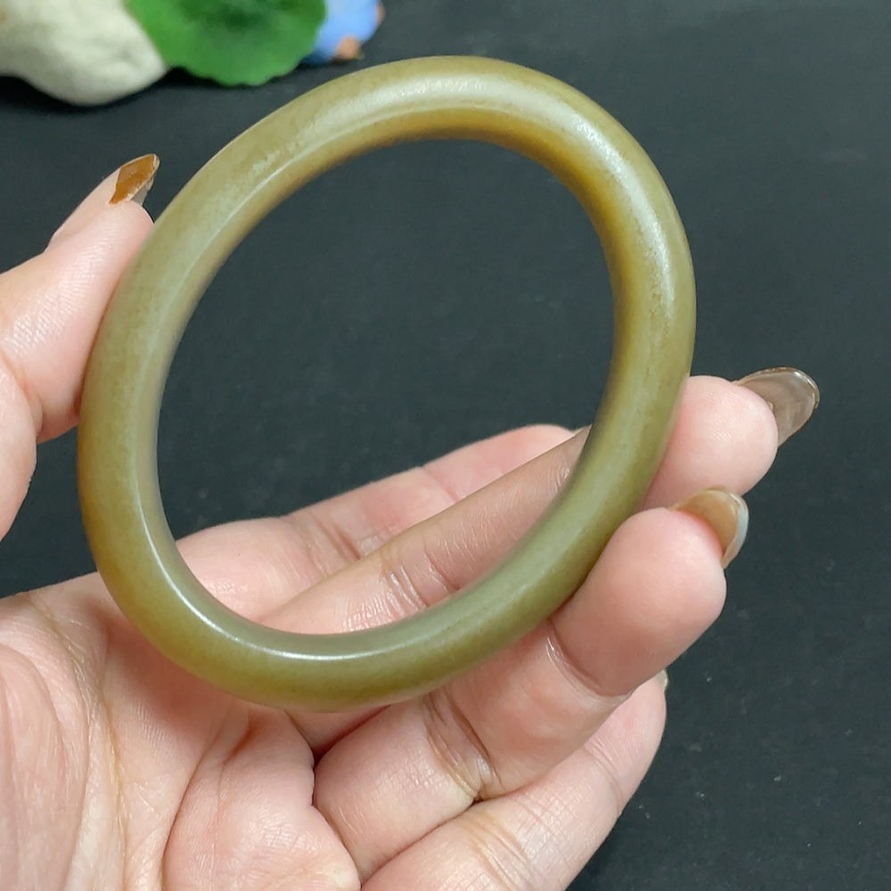 Hetian Jade Concubine Bracelet Size 60.8 Total Weight Approx. 53.3g