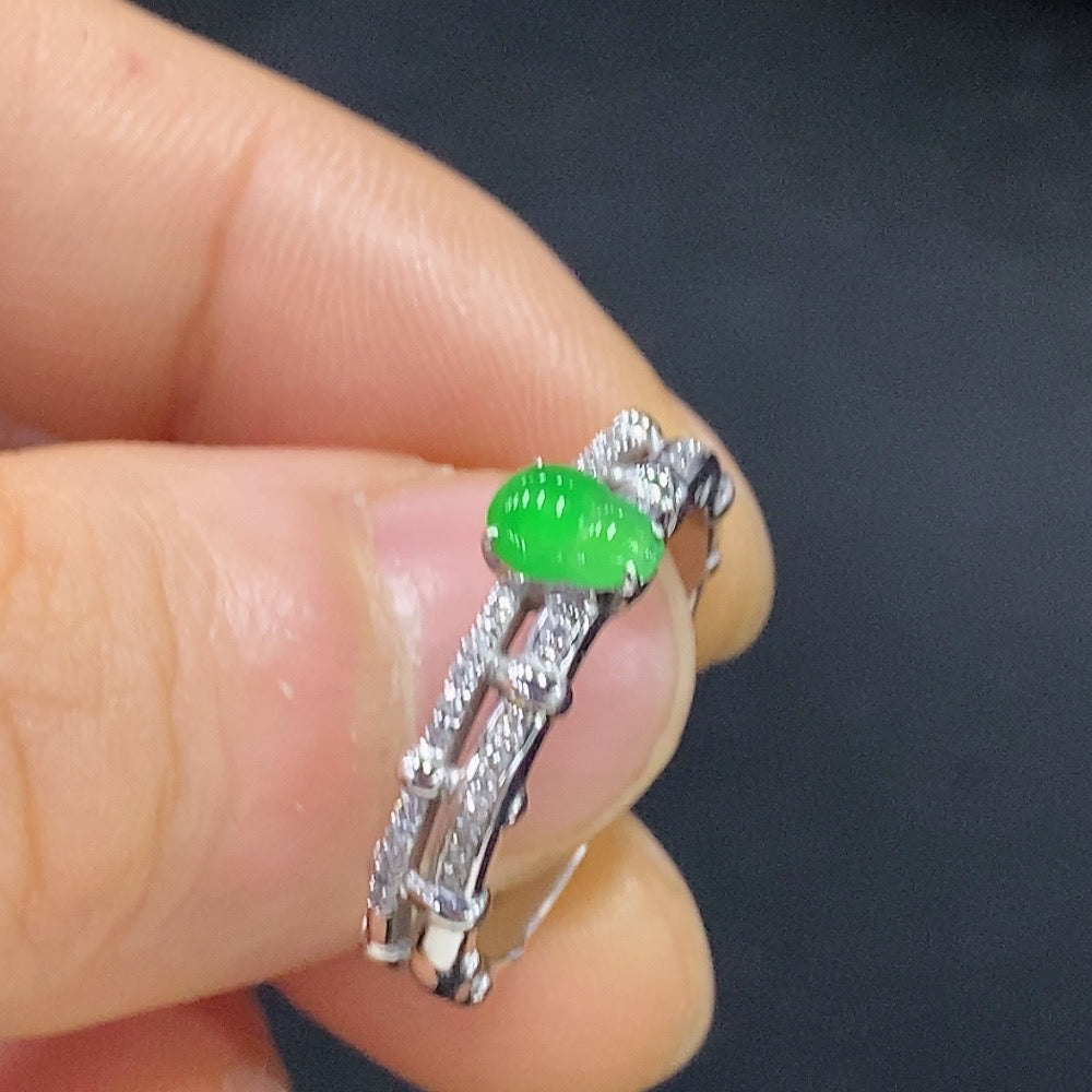Jadeite Inlaid Ring 18k Size 14 Total Weight Approx. 3g