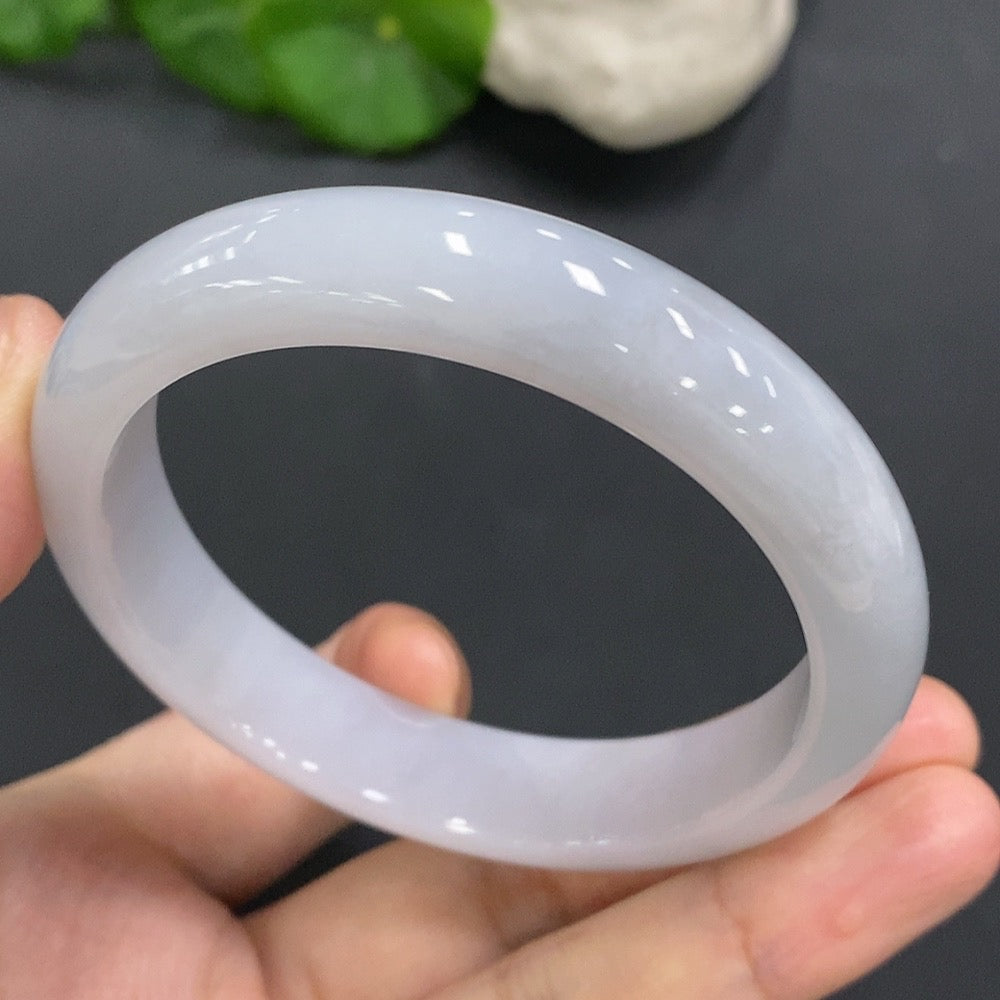 Jadeite Regular Bangle Size 57.7