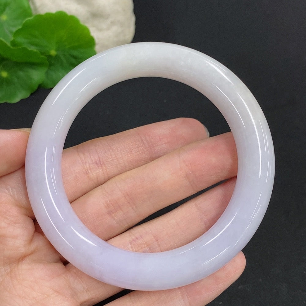 Jadeite Round Bangle Total Weight Approx. 68.5g Size 56