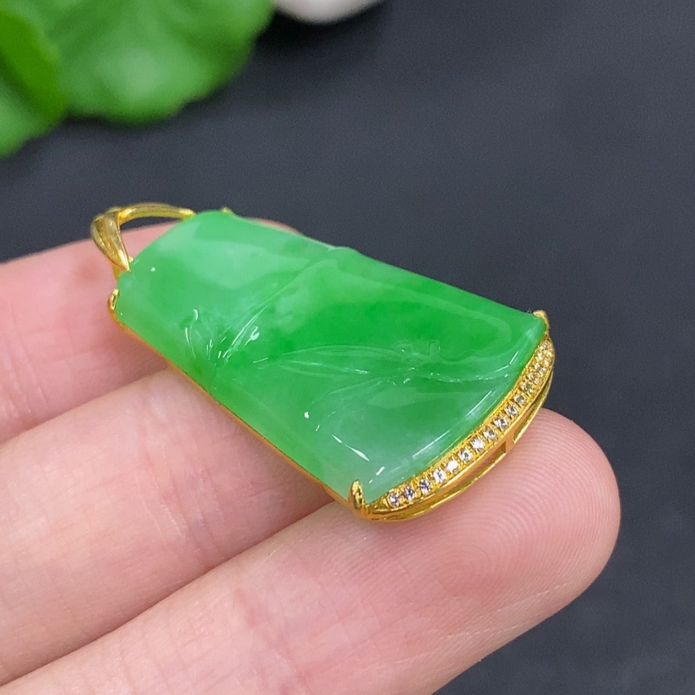 Jadeite Ascending Inlay Pendant 18k Gold Total Weight Approx.4.6g Non-Diamond