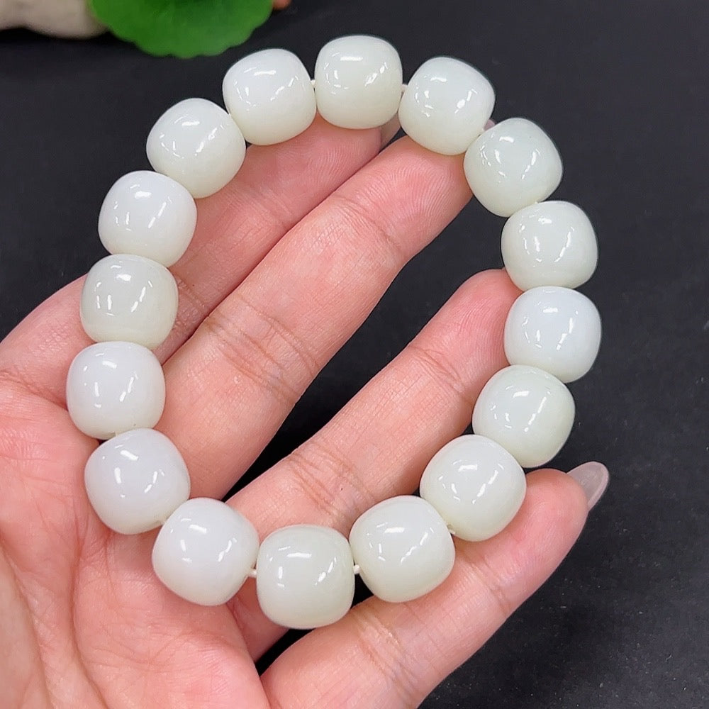 Hetian Jade Bracelet, approx. 13.6mm