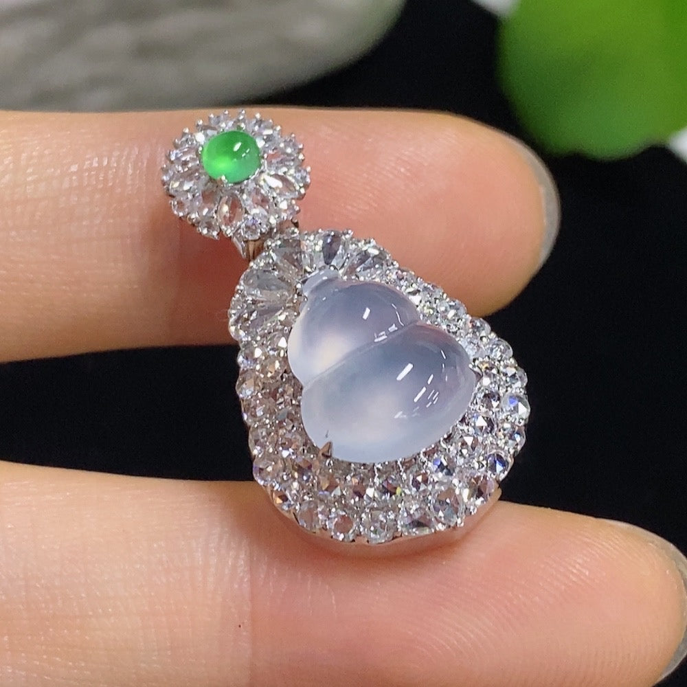 Jadeite Gourd Inlaid Pendant 18k with Diamond Accents Total Weight Approximately 4.2g