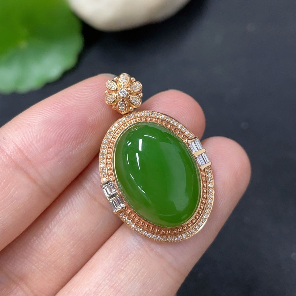 Hetian Jade Jasper Inlaid Pendant with Diamond Accents in 18K Gold, Total Weight Approx. 3.7g