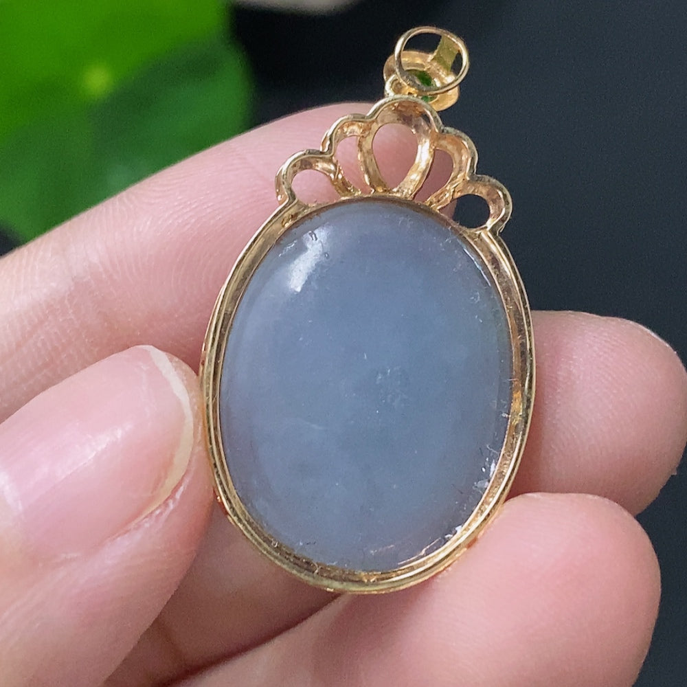 Jadeite Bezel-set Cabochon Pendant with 18k Gold and Diamond Accents, Total Weight Approx. 5.82g