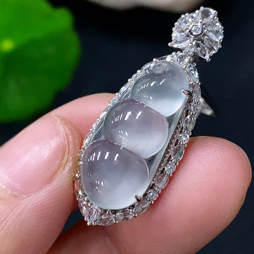 Jadeite Blessed Bean Pendant Set in 18k Gold with Diamond Accents, Total Weight Approximately 5.65g