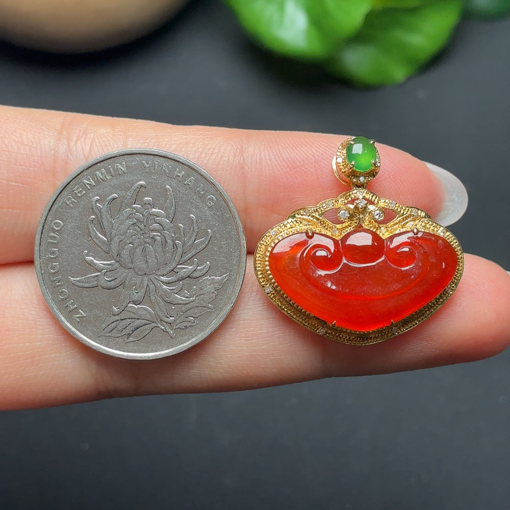 Jadeite Inlaid Pendant Ruyi with Diamond Accents 18k Color Origin Undetermined