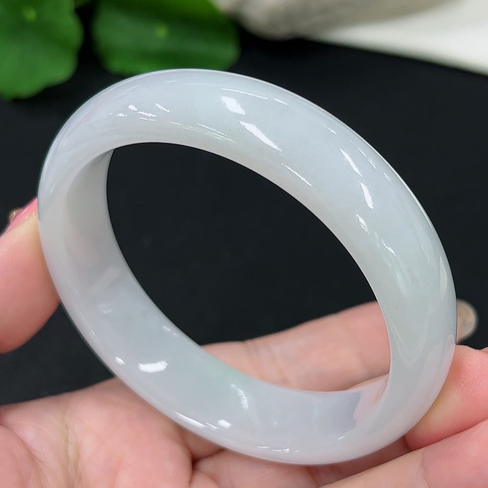 Jadeite Round Bangle