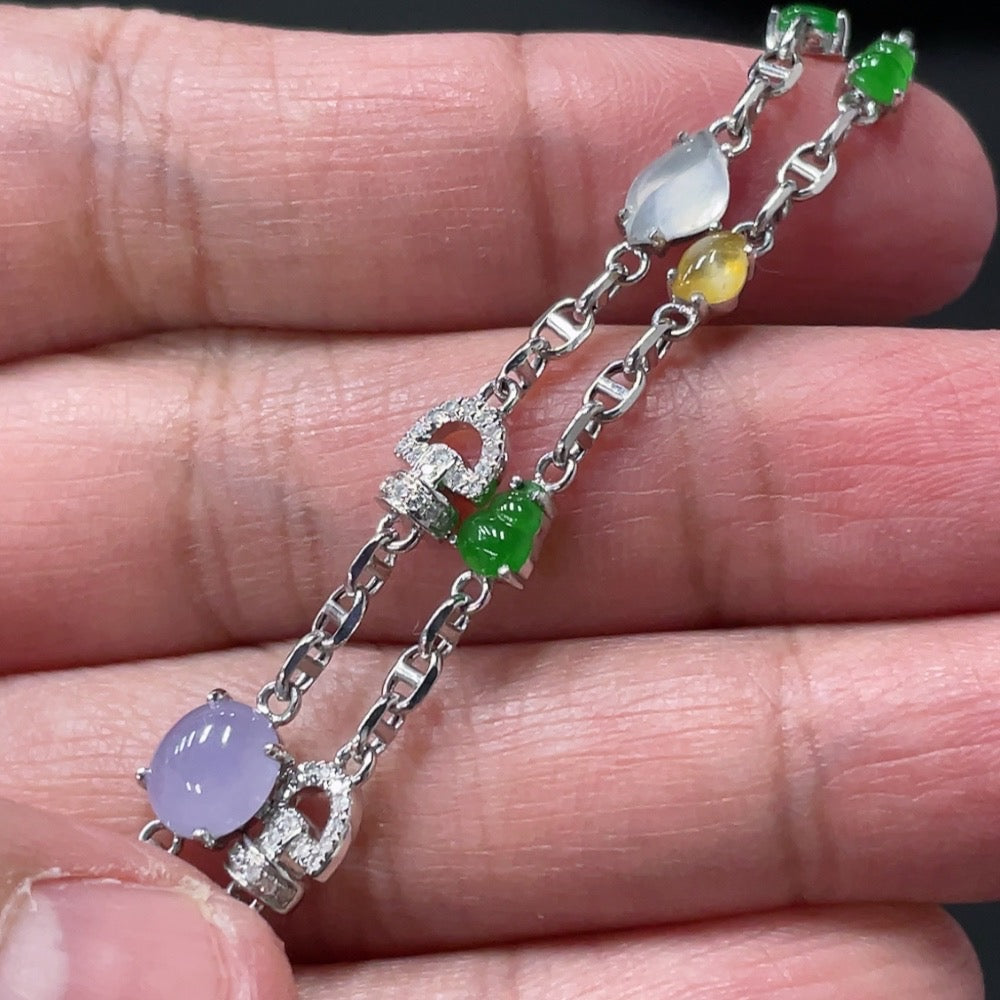 Jadeite Plain Pendant Pendant with 18K Gold Body and Chain, Accented with Diamonds, Total Weight Approximately 15.85g