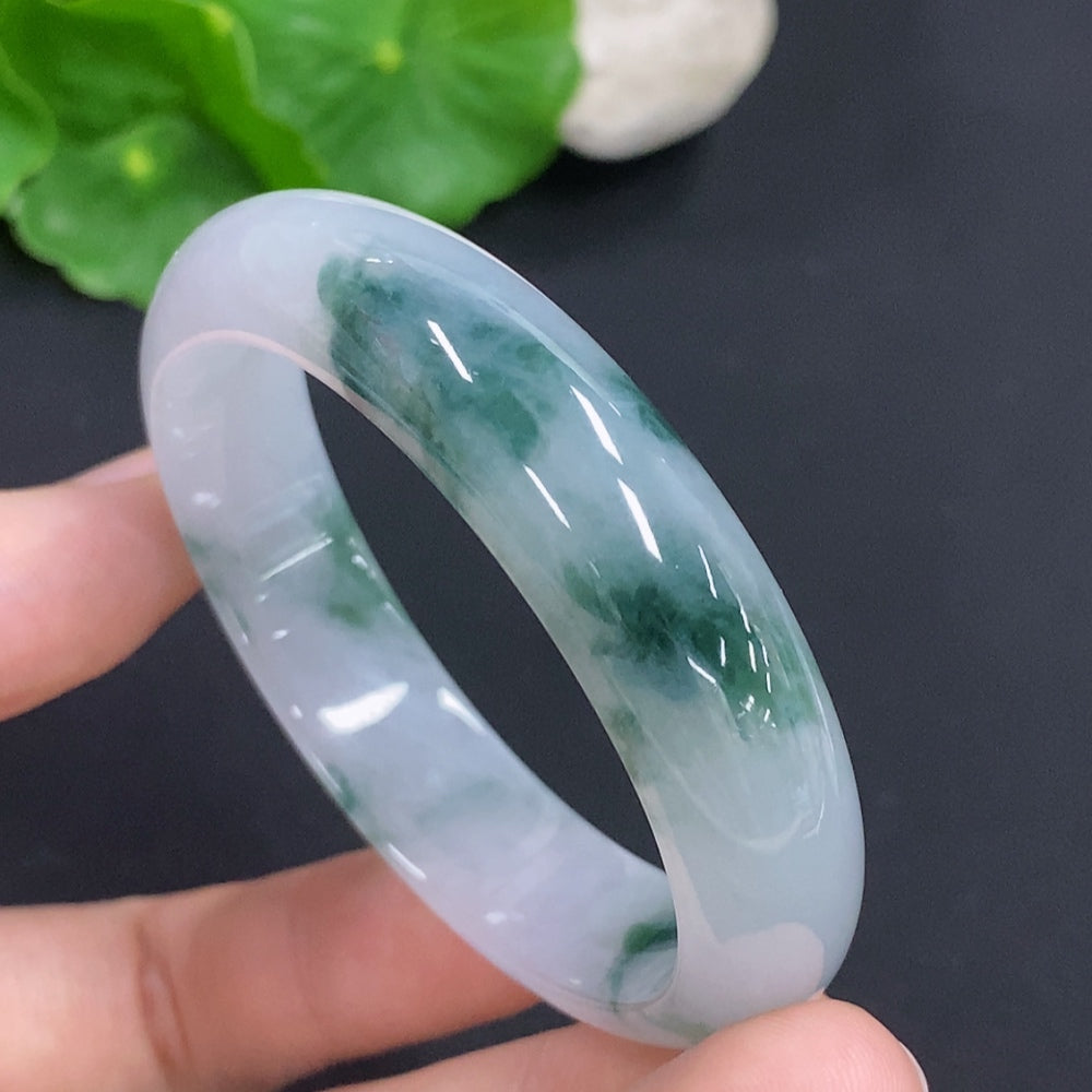 Jadeite Concubine bracelet in size 55.5/47.5 with a total weight of 38g, showcasing smooth, polished jade stones from HKHQ.