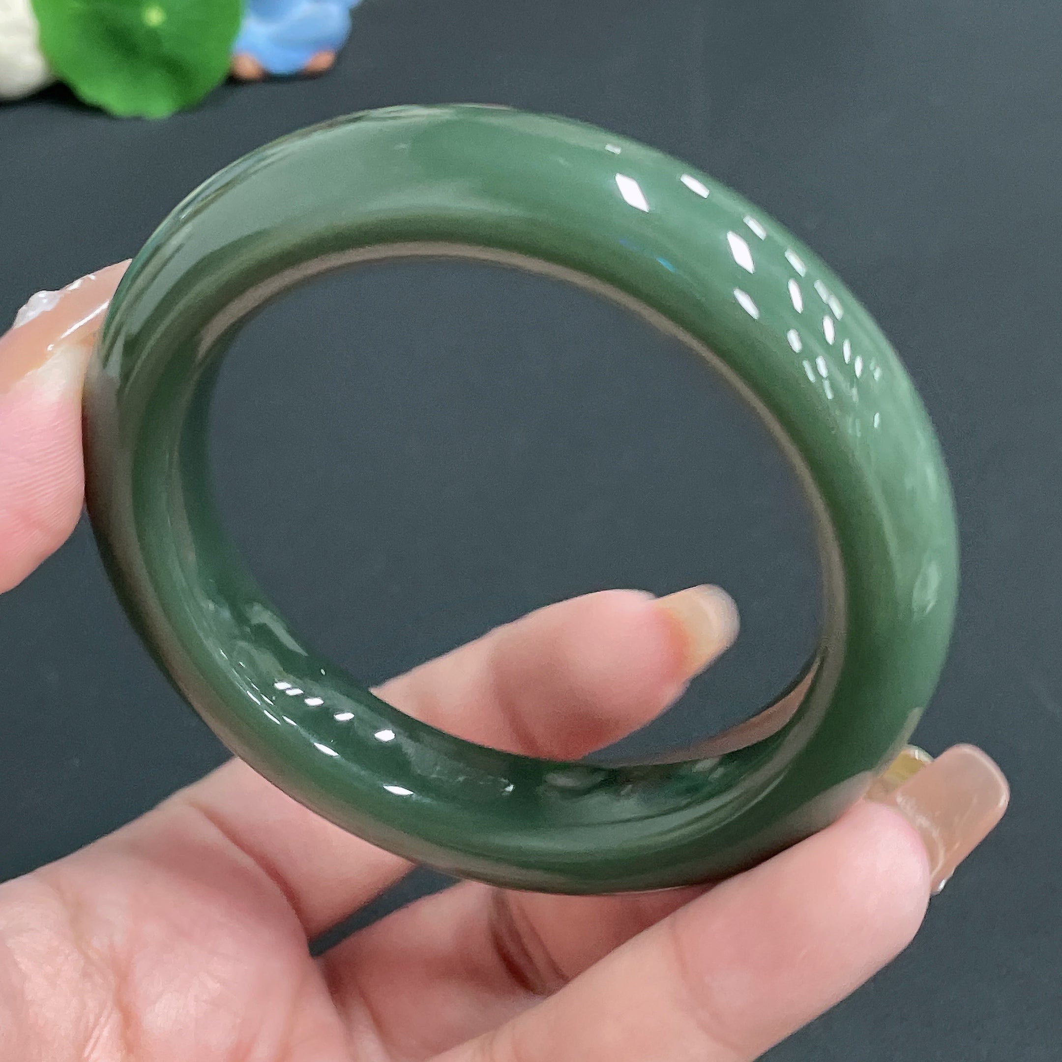 Hetian Jade Round Bracelet Size 56.7 Total Weight Approx. 70.33g