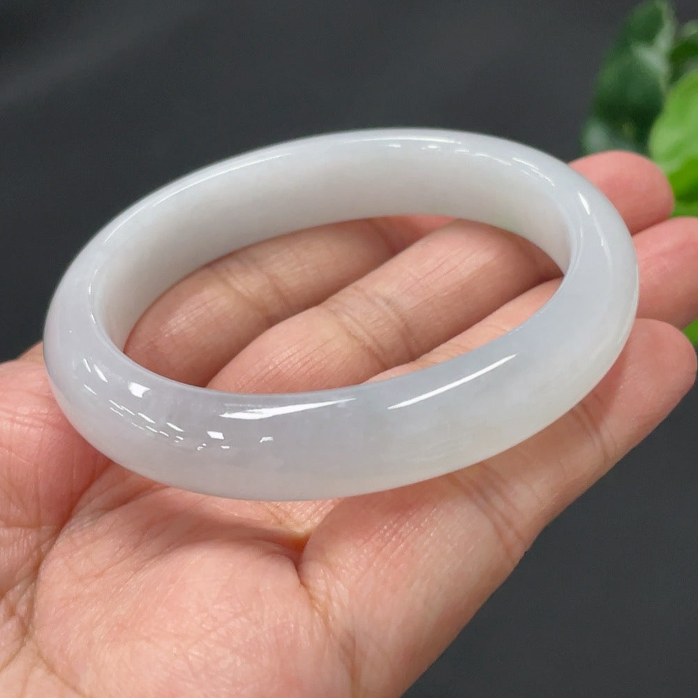 Jadeite Imperial Concave Bangle