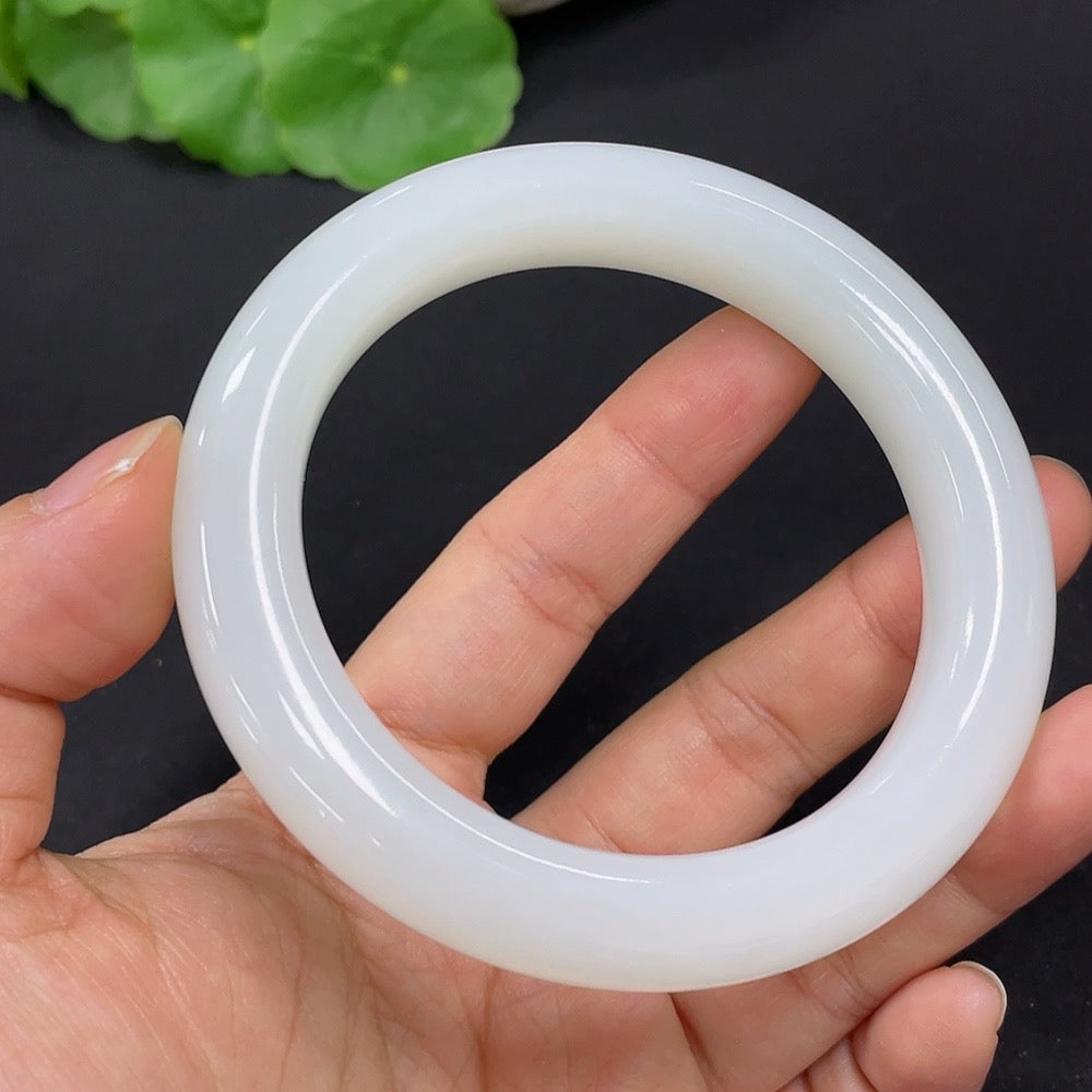 Hetian Jade Round Bracelet Size 56.5 Total Weight Approx. 63.7g