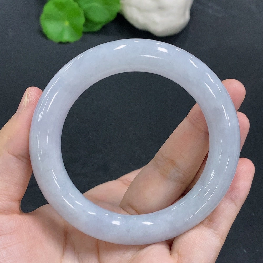 Jadeite Round Bangle Size 57.3