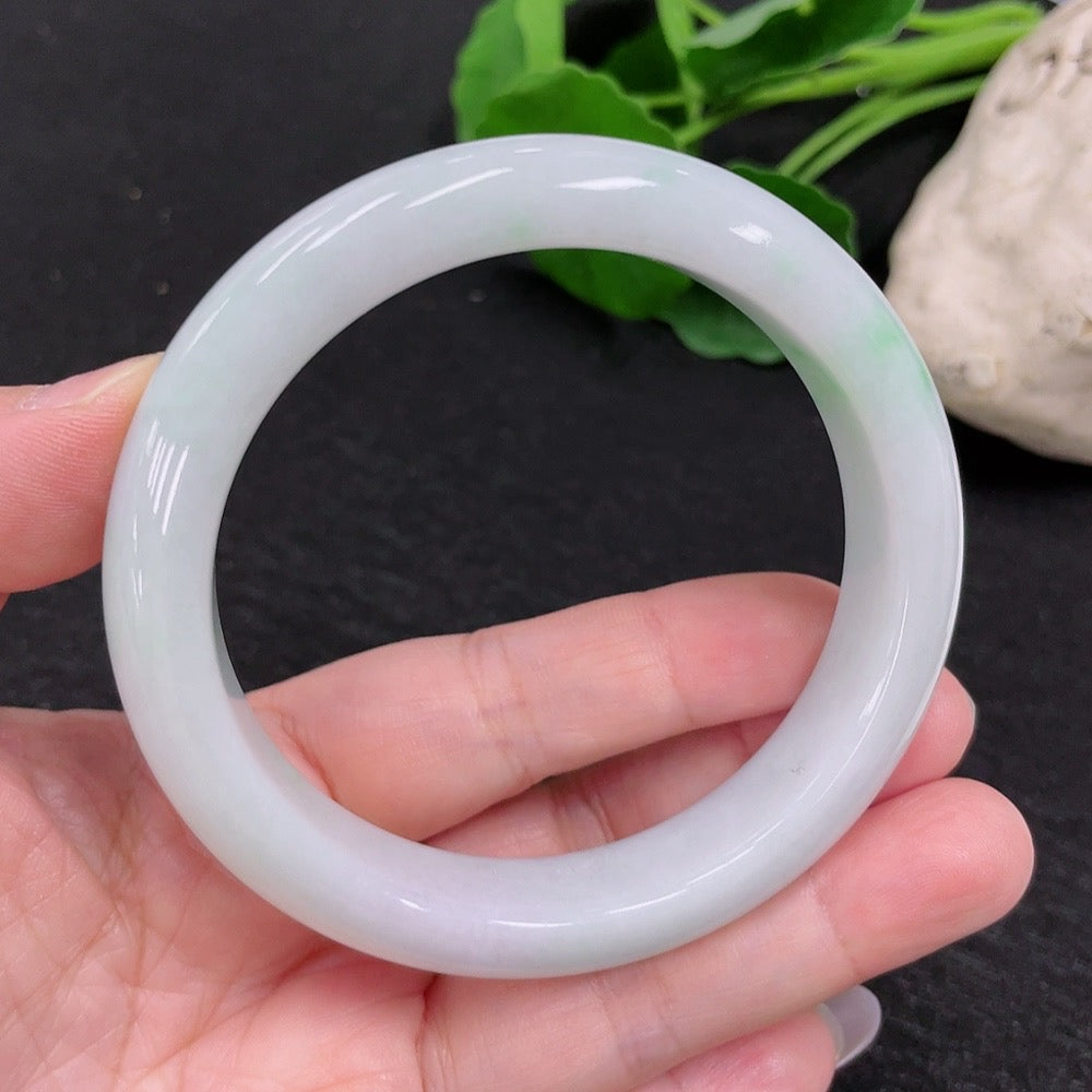 Jadeite Regular Bangle, Inner Diameter 57.5mm, Total Weight Approx. 62.3g