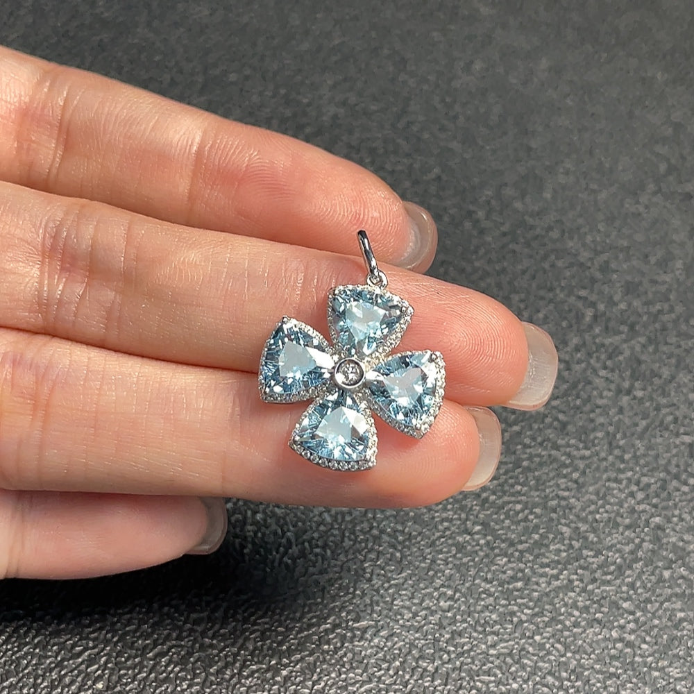 Aquamarine Pendant 18K Gold Non-Diamond Total Weight Approx. 2.51g