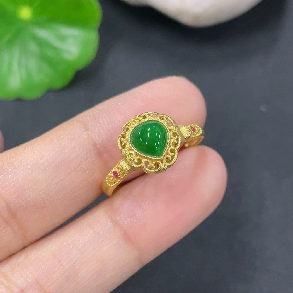 Jadeite Inlaid Ring Surface Tested 18k Gold Size 11 Total Weight Approx. 1.77g