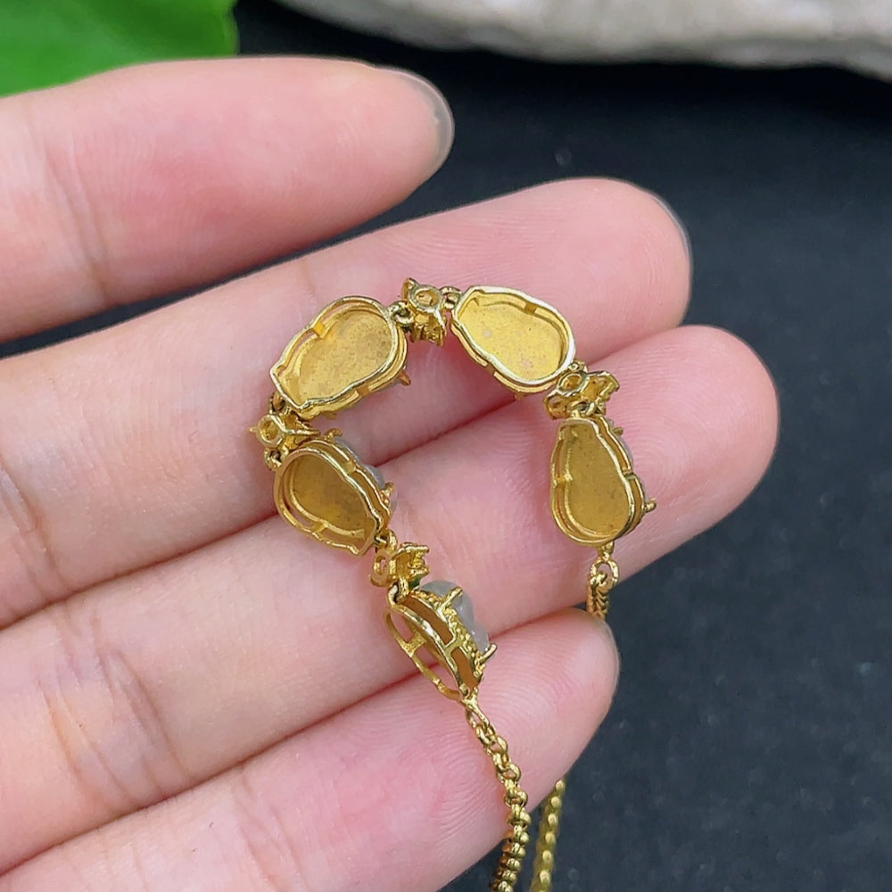 Jadeite inlaid bracelet 18K Gold with diamond