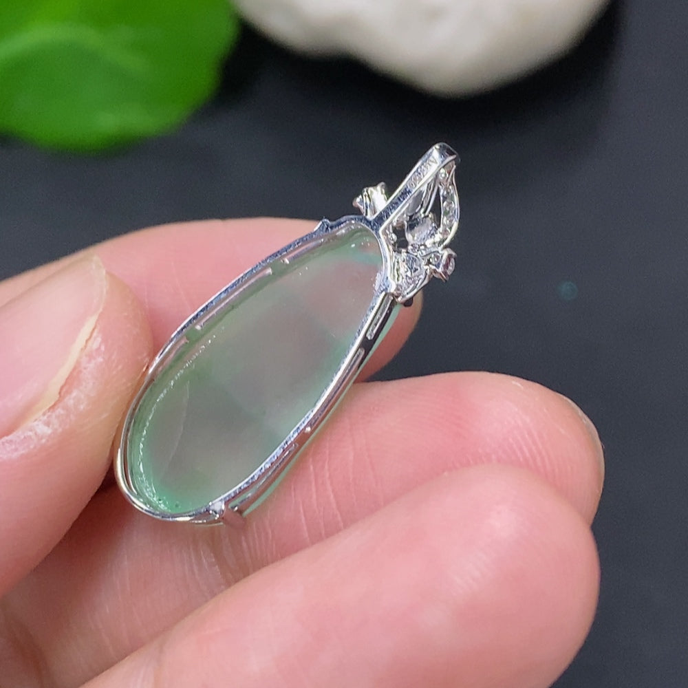 Jadeite Lucky Bean Pendant in 18K Gold (With Diamond Accents)