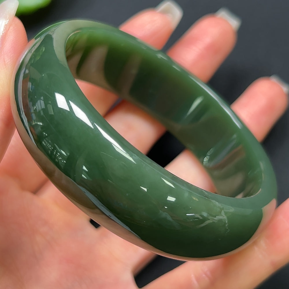 Hetian Jade Round Bangle