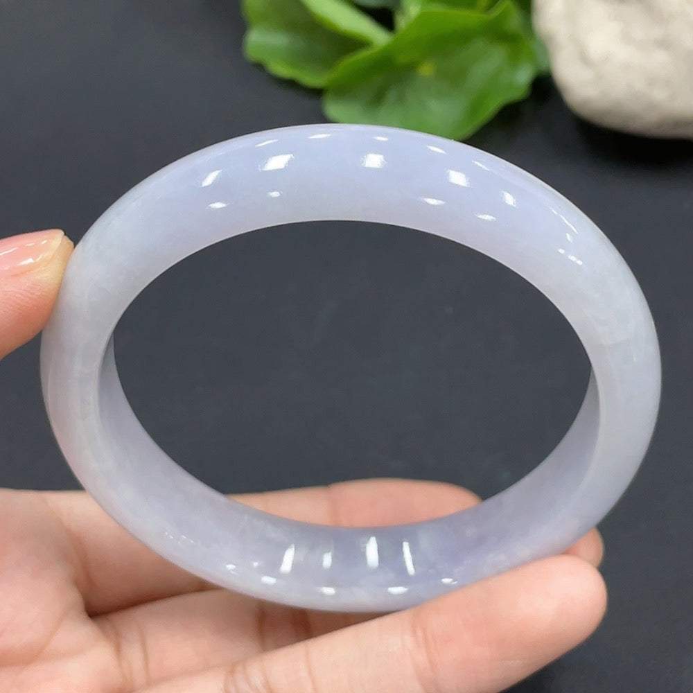 Jadeite Round Bracelet Size 56.3 Total Weight 46.844g