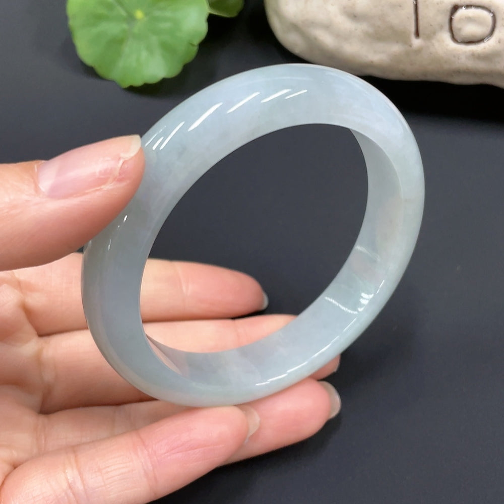 Jadeite Regular Bangle, Inner Diameter 56.7, Total Weight 57.682g