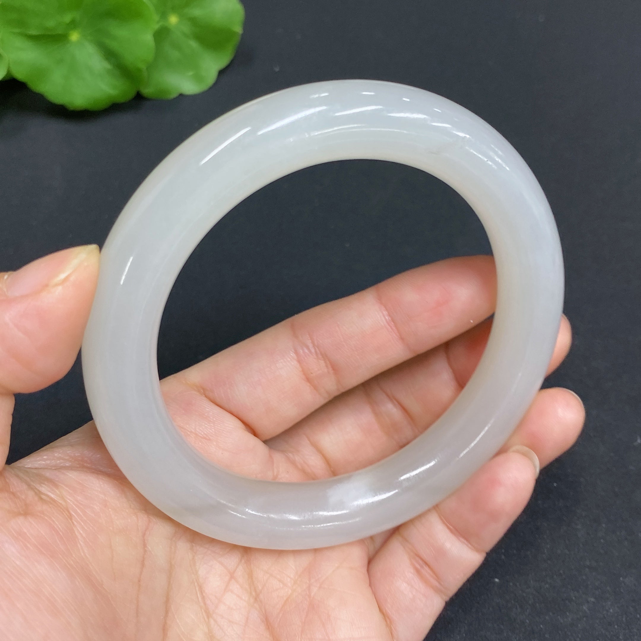 Hetian Jade Round Bangle, Size 58.8, Total Weight Approx. 67.1g