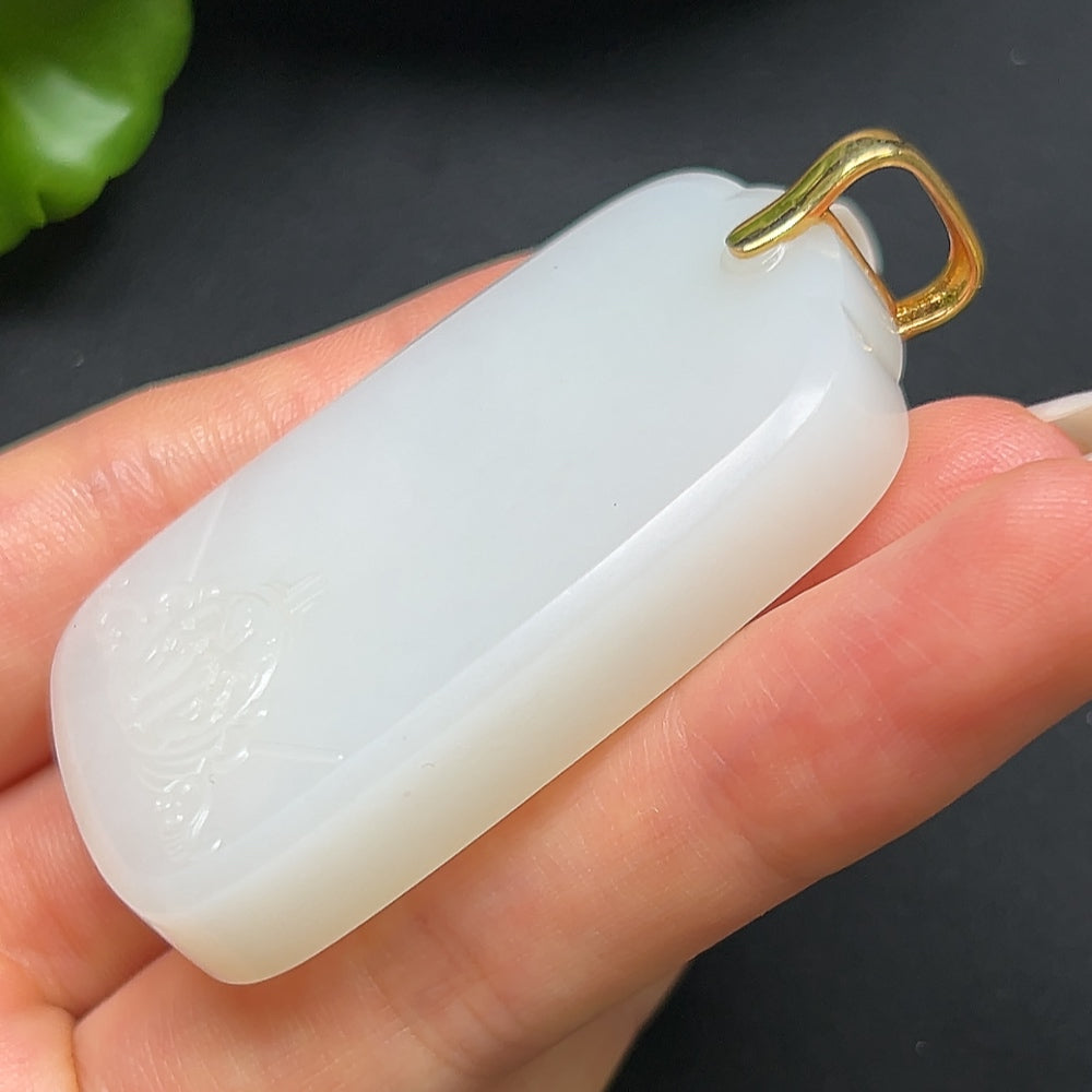 Hetian Jade Guanyin Pendant 18k Gold