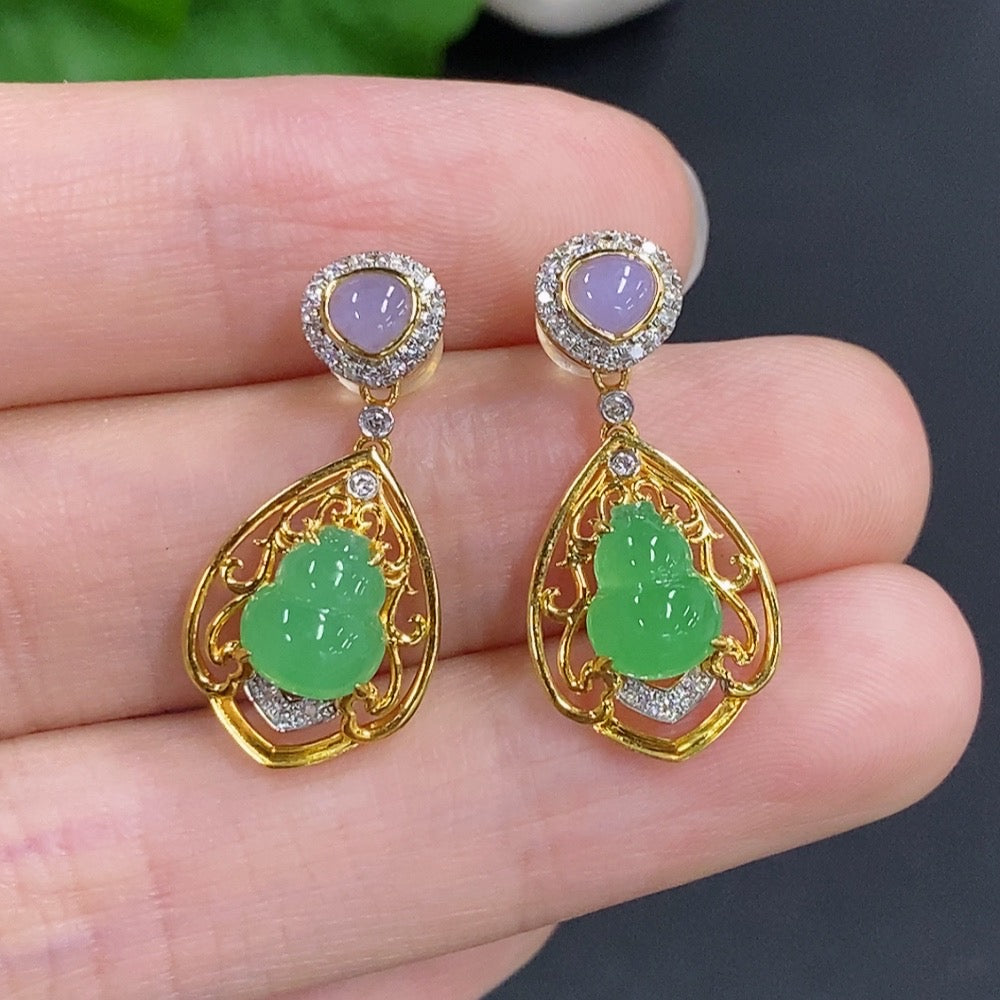 Jadeite gourd inlaid ear studs 18k gold total weight about 3.2g with diamond accents