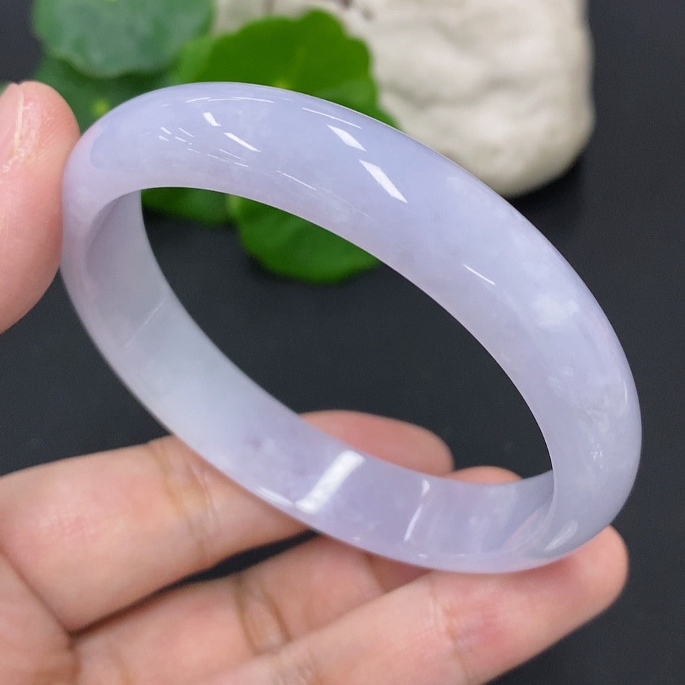 Jadeite Round Bangle