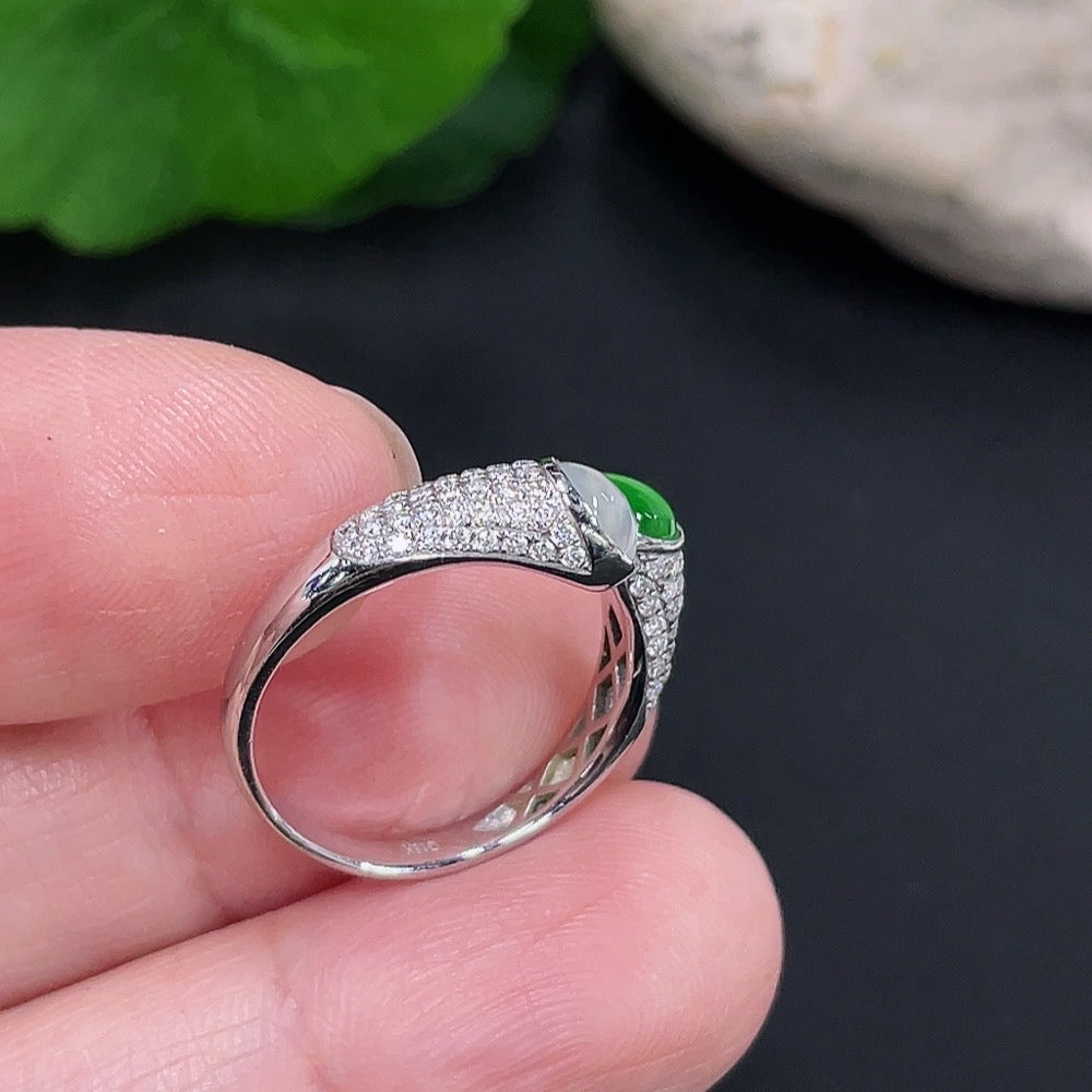 Jadeite Cabochon Ring 18K Gold Non-Diamond Size 11 Total Weight Approx. 3.2g