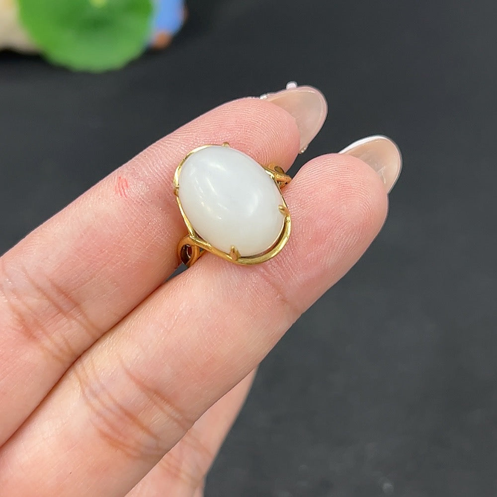 Hetian Jade Inlaid Ring Size 12.5 Total Weight 4.9g 18k