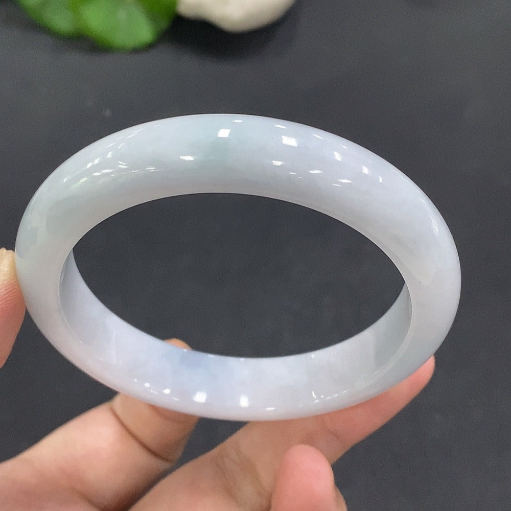 Jadeite Round Bangle Size 56 Total Weight 52.823g