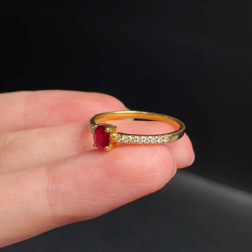 18K Ruby Ring with Diamond Accent, Total Weight Approx. 2.32g, Size 18