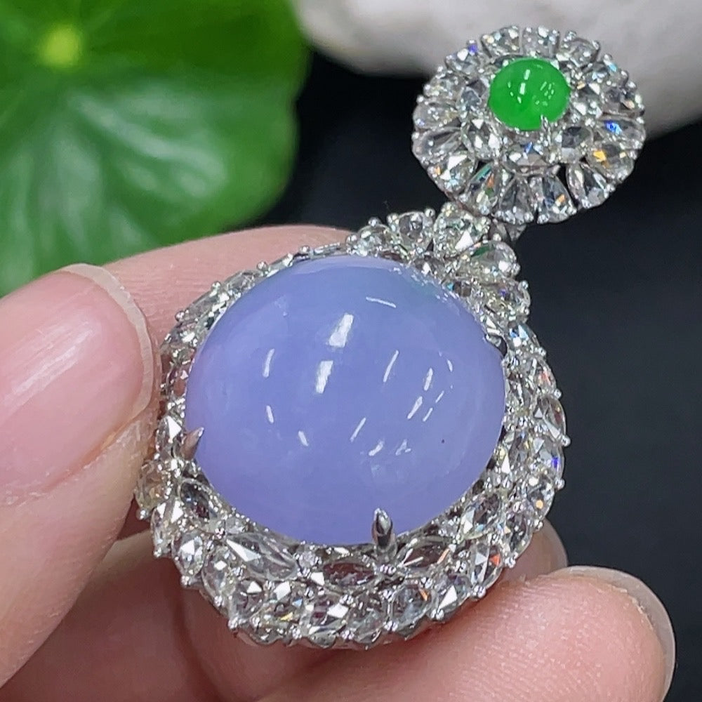 Jadeite Cabochon Pendant with 18k Gold and Diamond Accents, Total Weight Approx. 9.69g