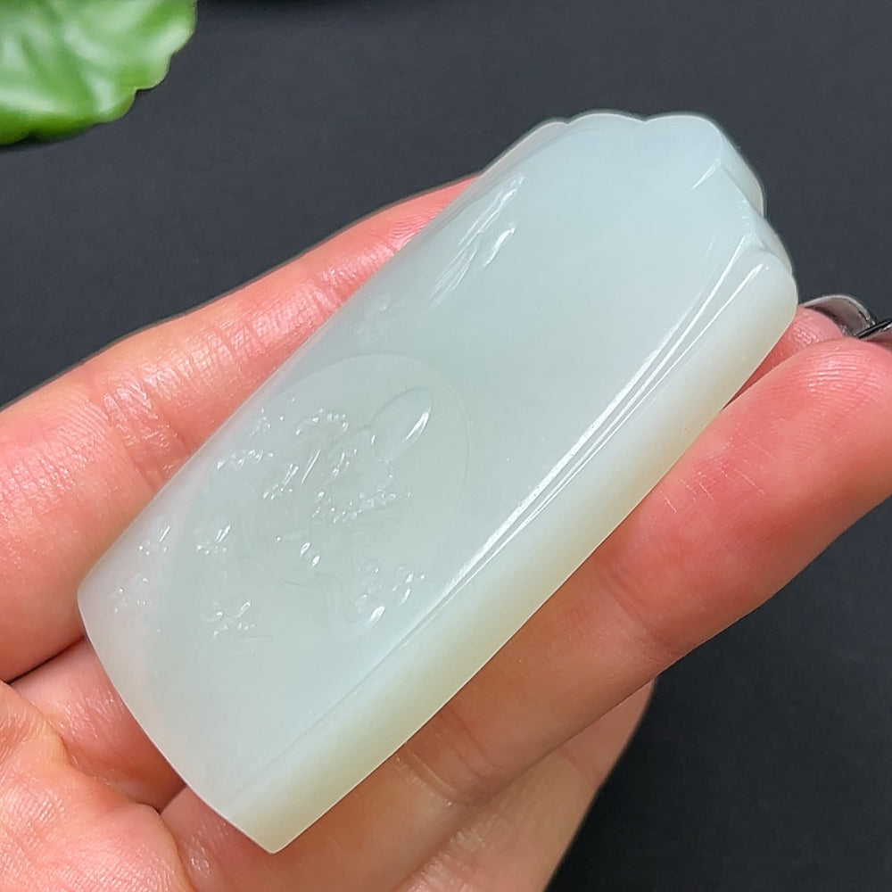 Hetian Jade Guanyin Pendant