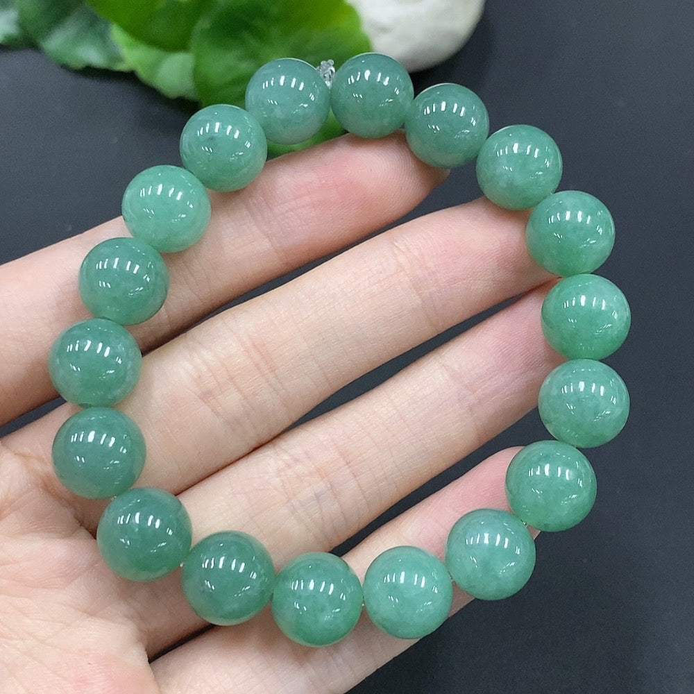 Jadeite Bead Necklace Approx. 10.8mm