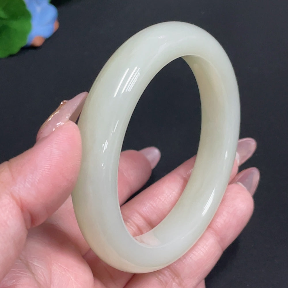 Hetian Jade Round Bracelet, Size 56.8, Total Weight Approx. 64.7g