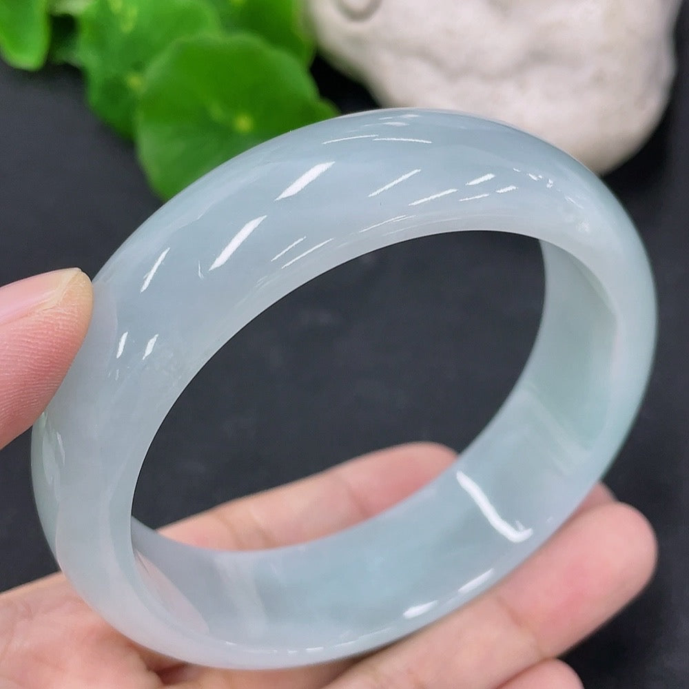 Jadeite Round Bracelet