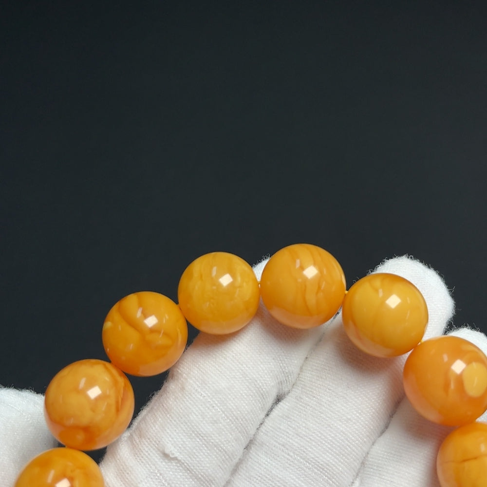 Amber Beeswax Bracelet, Total Weight Approx. 26.32g, Size Approx. 14.1mm