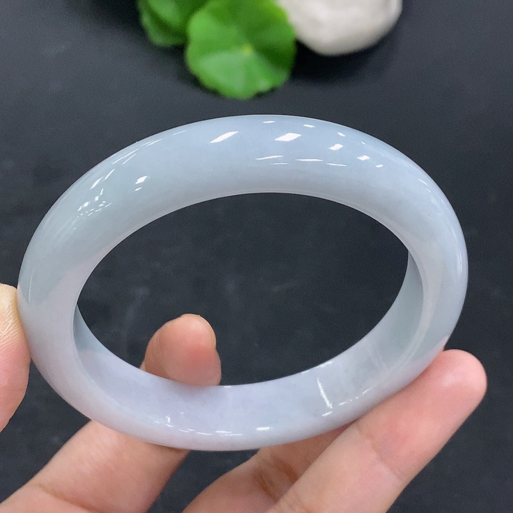 Jadeite Round Bangle Size 57.2 Total Weight 61.814g