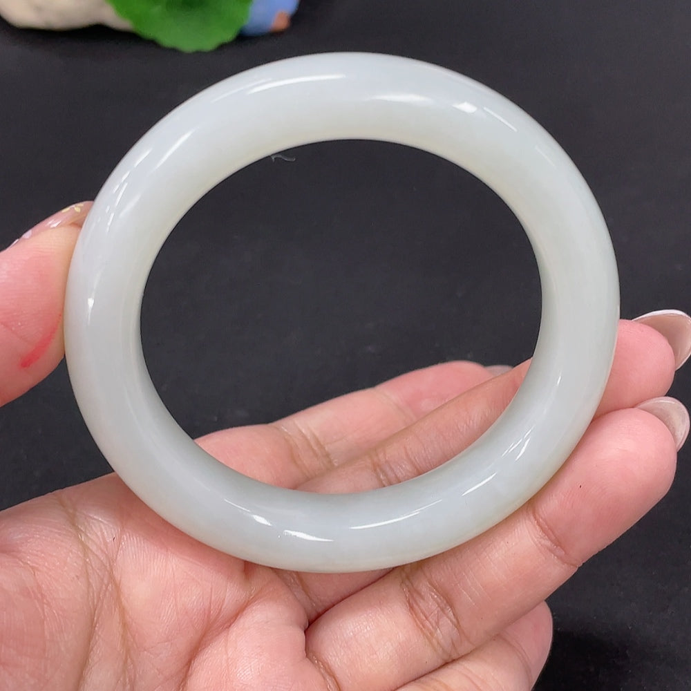 Hetian Jade Round Bracelet Size 56.4 Total Weight Approx. 62.3g