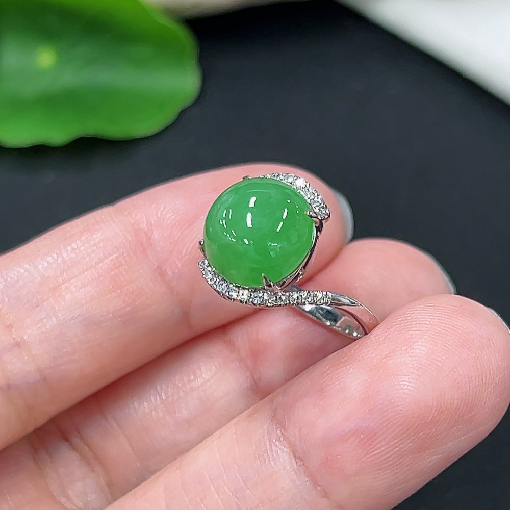 Jadeite Inlaid Ring 18K Gold (With Diamond Accents)