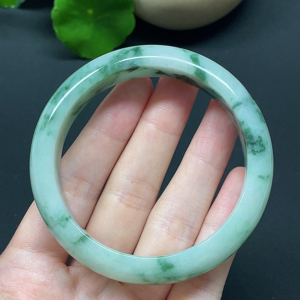 Jadeite Round Bangle